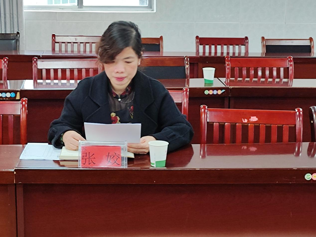 专题调研入基层　交流座谈知民情
